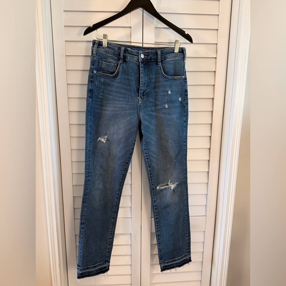 Anthropologie Pilcro High Rise Cigarette Distressed Rae Hem Jeans Size 29 - Picture 4 of 15